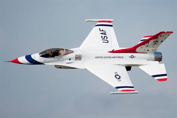 Freewing F-16C Super Scale Thunderbirds 90mm EDF Jet PNP