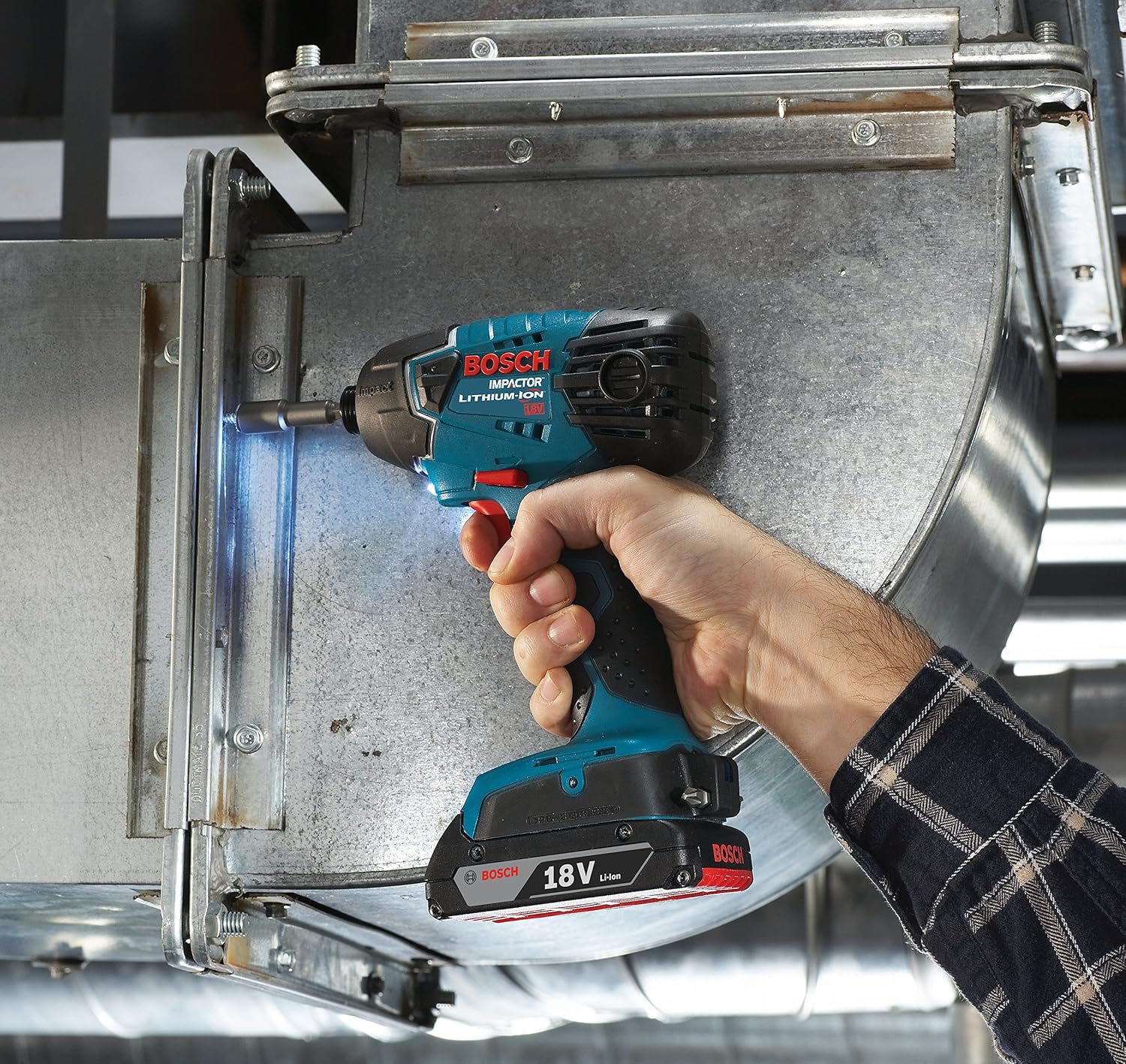 Bosch 25618-02 18-Volt Lithium-Ion 1/4-Hex Impact Driver Kit with 2 Batteries, Charger and Bag