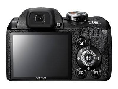 Fujifilm FinePix S4000 14 Mp Digital Camera with Fujinon 30X Super