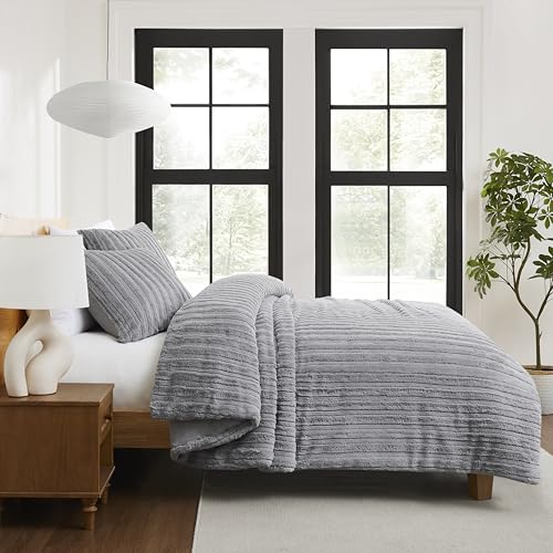 UGG Kenzie Full/Queen Comforter Set with 2 Pillow Shams Plush Faux Fur Bedding Soft Warm Down Alternative Comforter Washable Hypoallergenic Fluffy