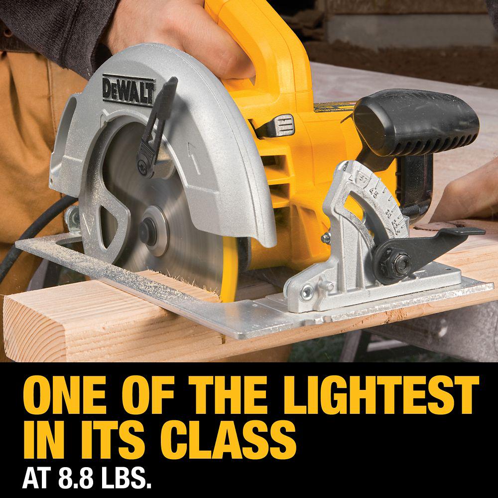 DeWALT DWE575 15A Corded 7-1/4 in. Lightweight Circular Saw
