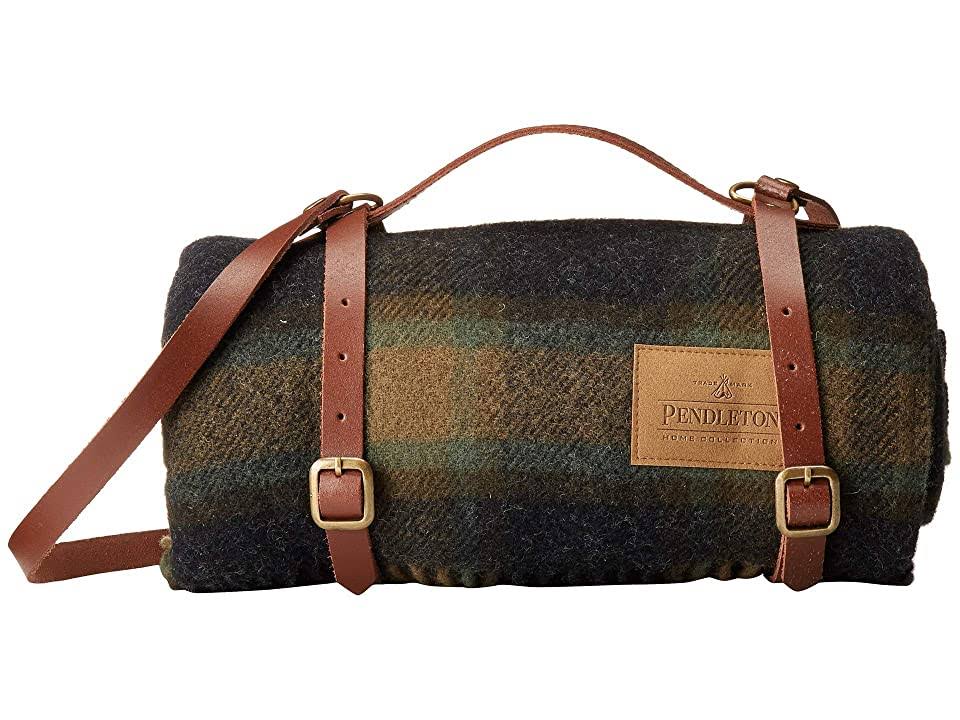 Pendleton Metolius Motor Robe with Leather Carrier, Brown