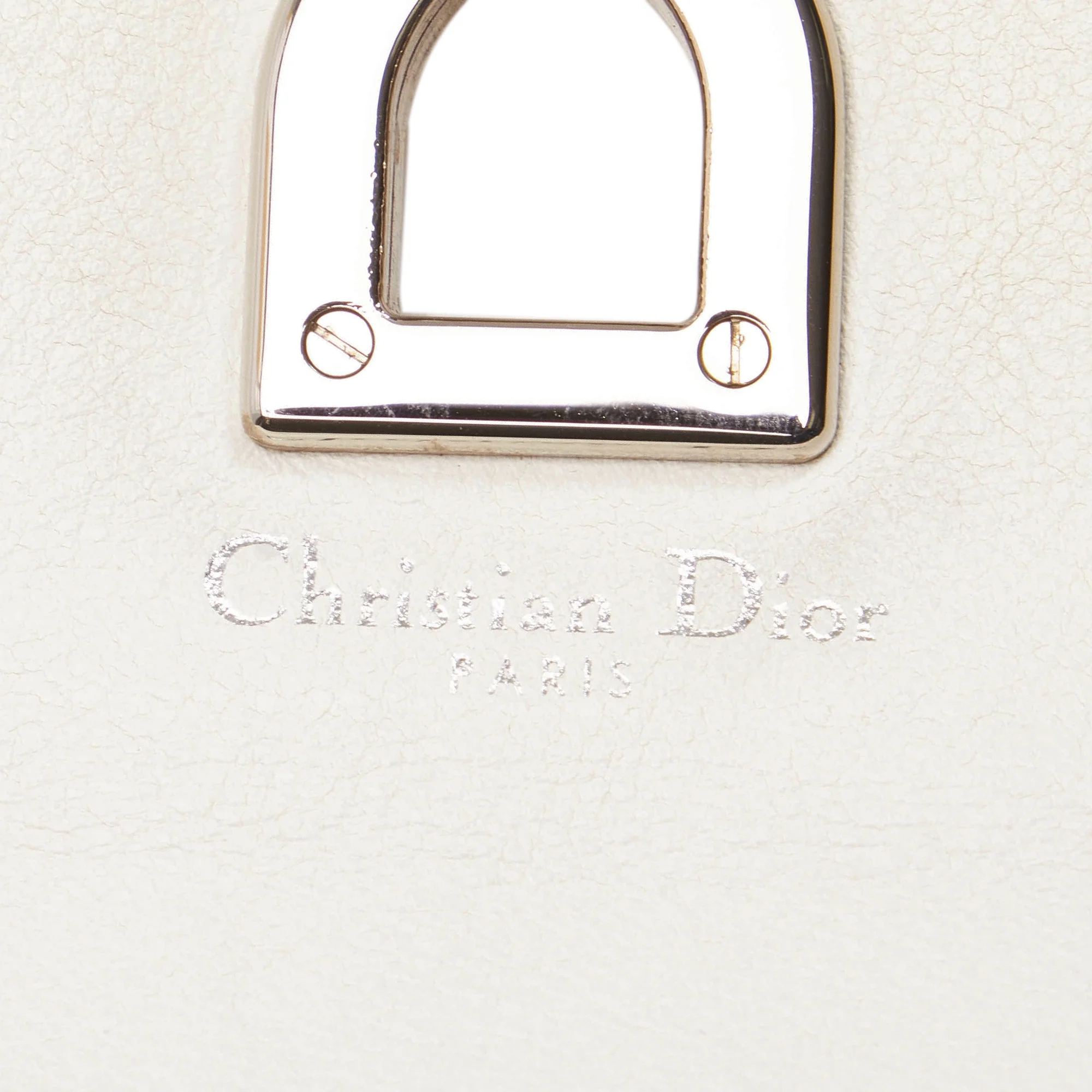 Pre-Owned Authenticated Dior Diorama Small Wallet Calf Leather Silver Small Wallets Women (Good)