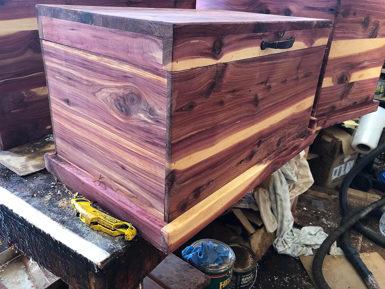 Cedar chest, hope chest, blanket box, bedroom furniture, toy chest, trunk, living room furniture