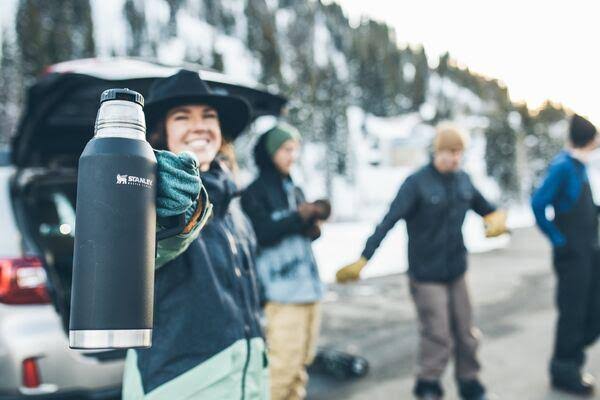 Stanley - Master Unbreakable Thermal Bottle, 1.4 qt, Hammertone Green