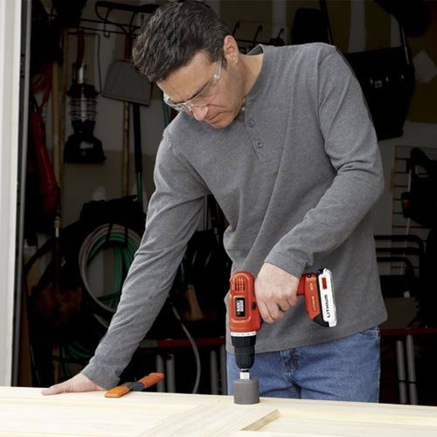 Black+decker Bdc120va100 20-Volt Max Lithium-Ion Drill Kit with 100 Accessories