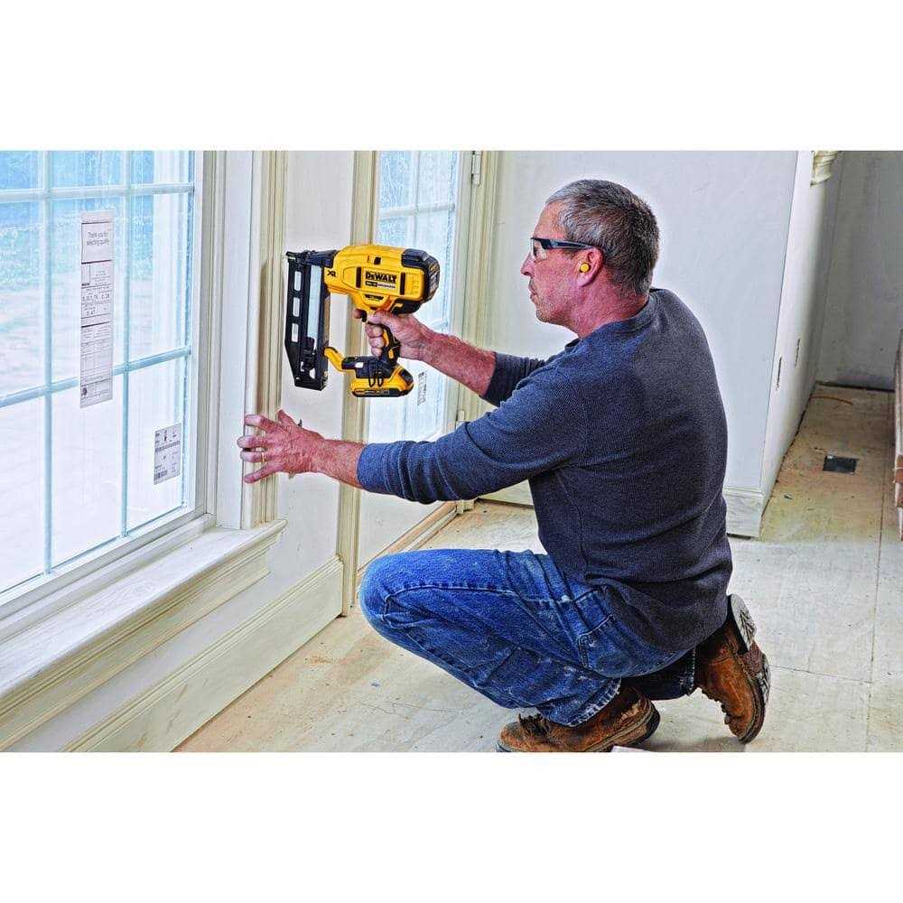 DeWalt 20V MAX XR 16 GA Cordless Straight Finish Nailer DCN662B - Shop Hardware Tools Online Store