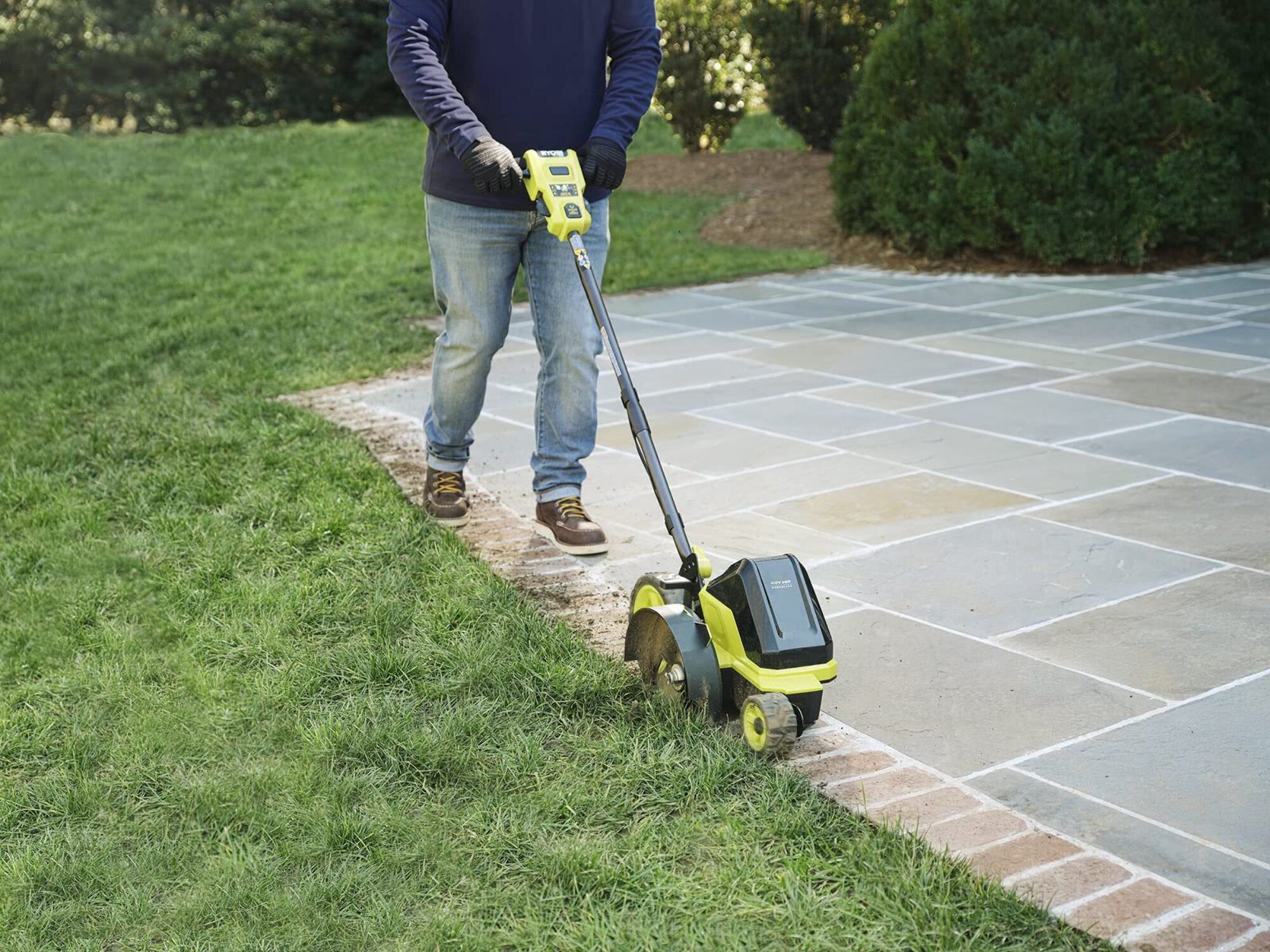 RYOBI 40V HP Brushless 9 in. Cordless Edger with 4.0 Ah Battery and Charger RY40760, GREEN - Radiant Selections
