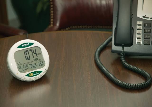 Extech CO210 Air Quality Carbon Dioxide Monitor/Datalogger