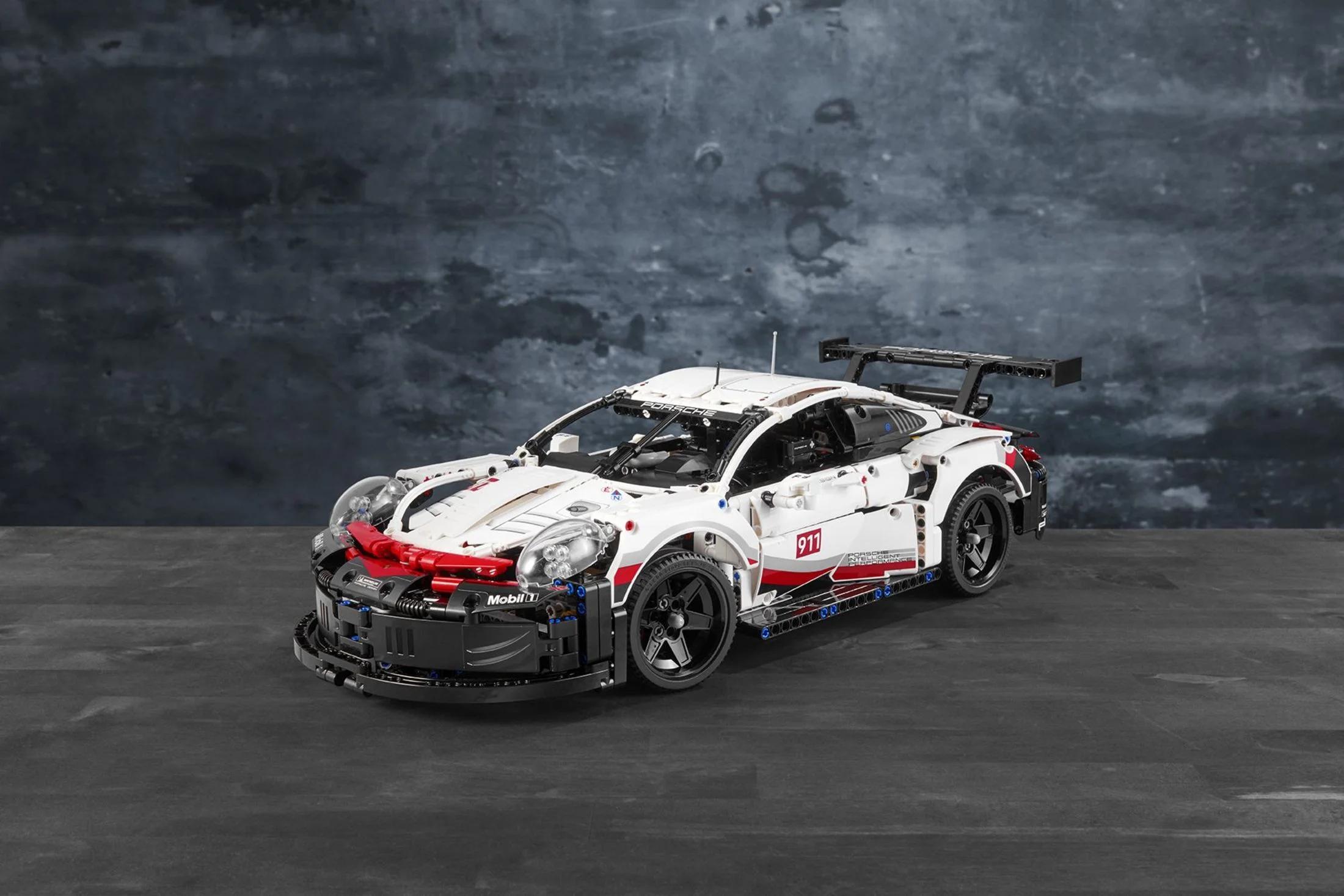 LEGO Technic Porsche 911 RSR Race Car Model Building Kit 42096, Advanced Replica, Exclusive Collectible Set, Gift for Kids, Boys & Girls
