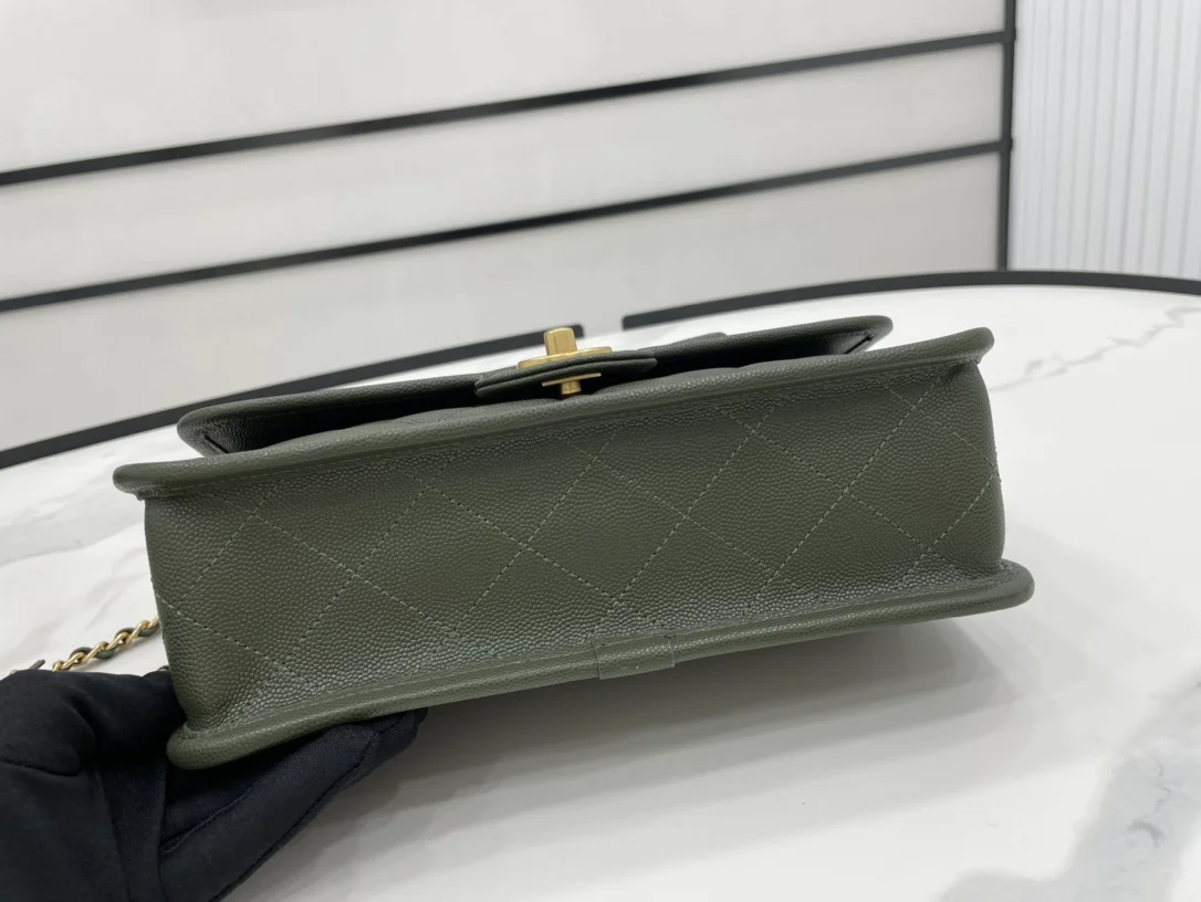 Chanel AS3653 22K Bag Dark Green For Women, Women&rsquo;s Bags 9.8in/25cm