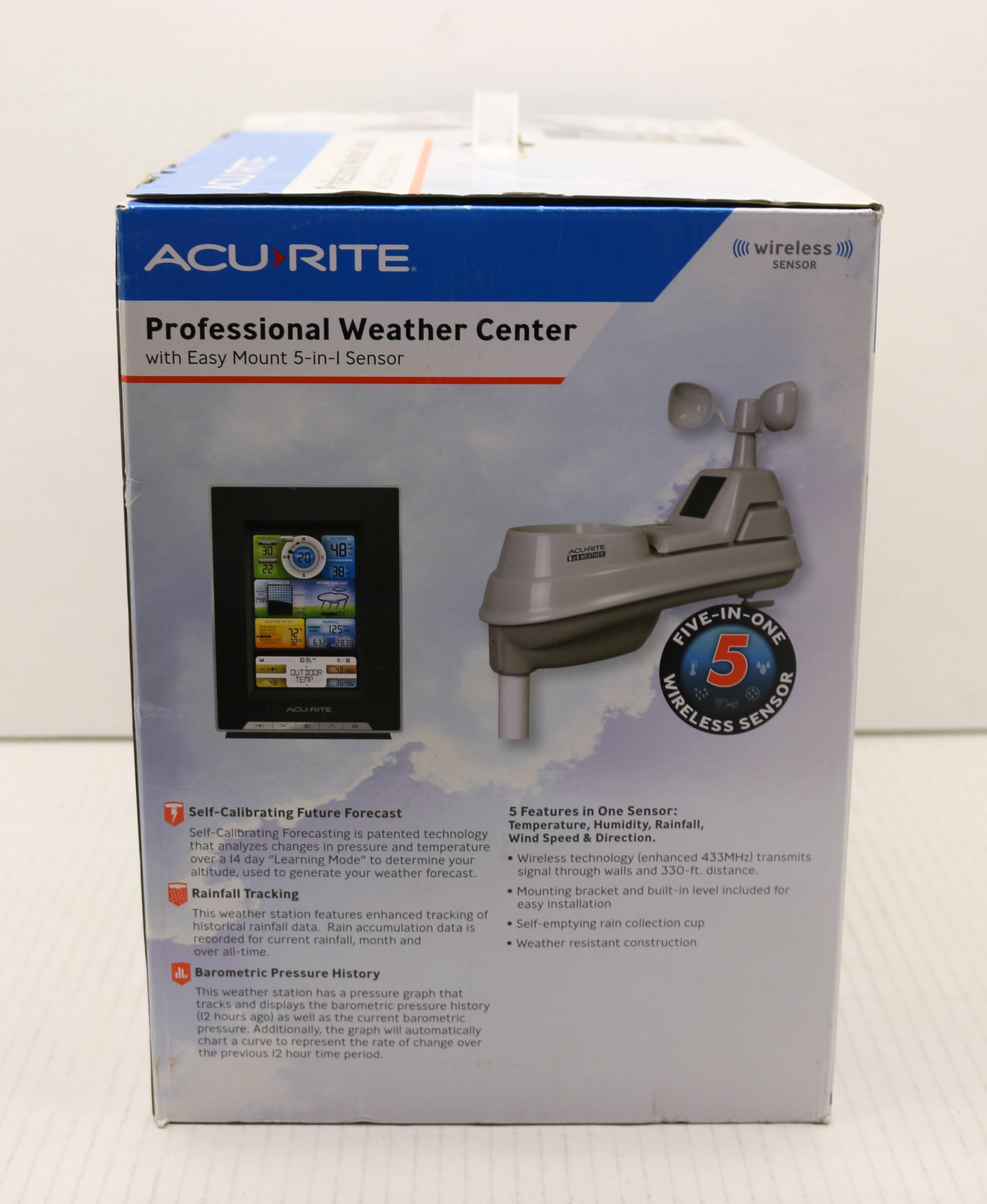 Acurite Professional Weather Center with Easy Mount 5-in-1 Sensor