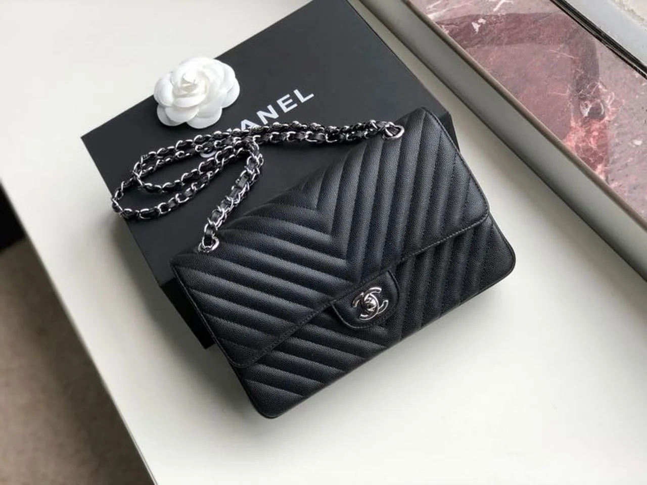 Chanel Chevron Classic Handbag Silver Hardware Black For Women, Women&rsquo;s Bags, Shoulder And Crossbody Bags 10.2in/26cm