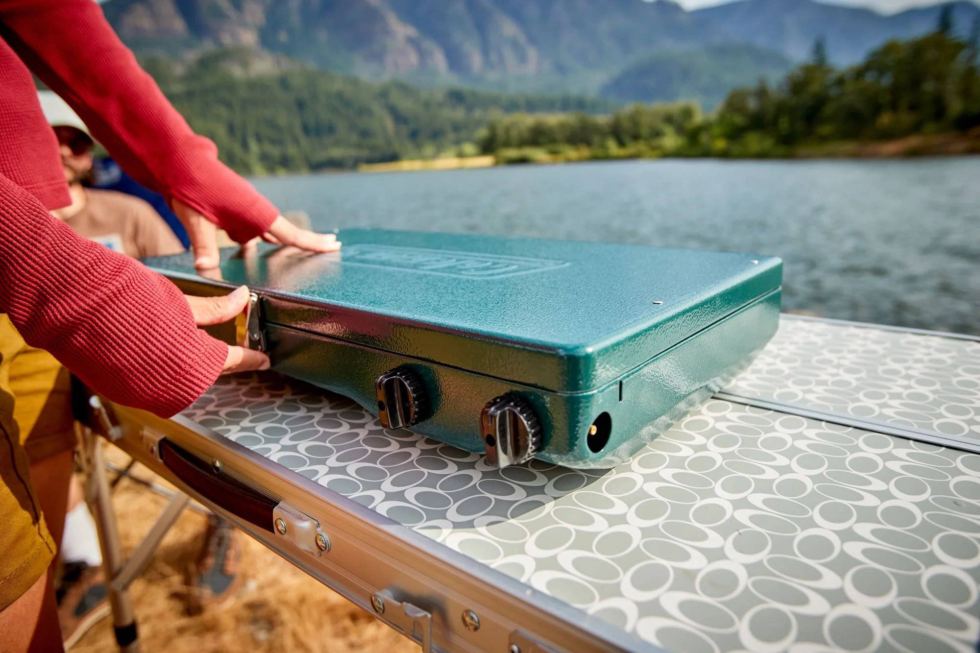 Coleman Matchlight 10,000 BTU 2-Burner Propane Stove