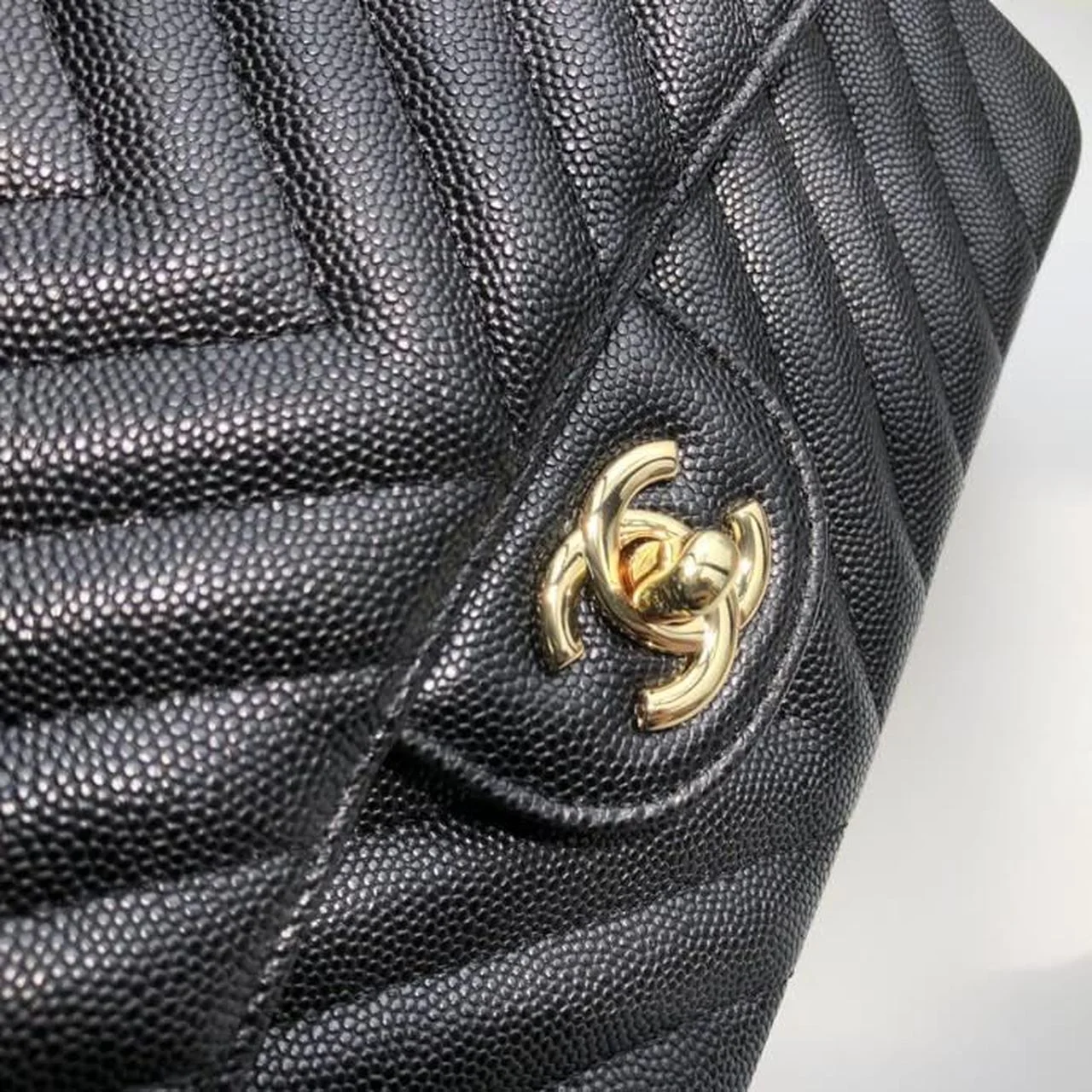 Chanel Chevron Classic Handbag Gold Toned Hardware Black For Women, Womens Bags, Shoulder And Crossbody Bags 10.2in/26cm