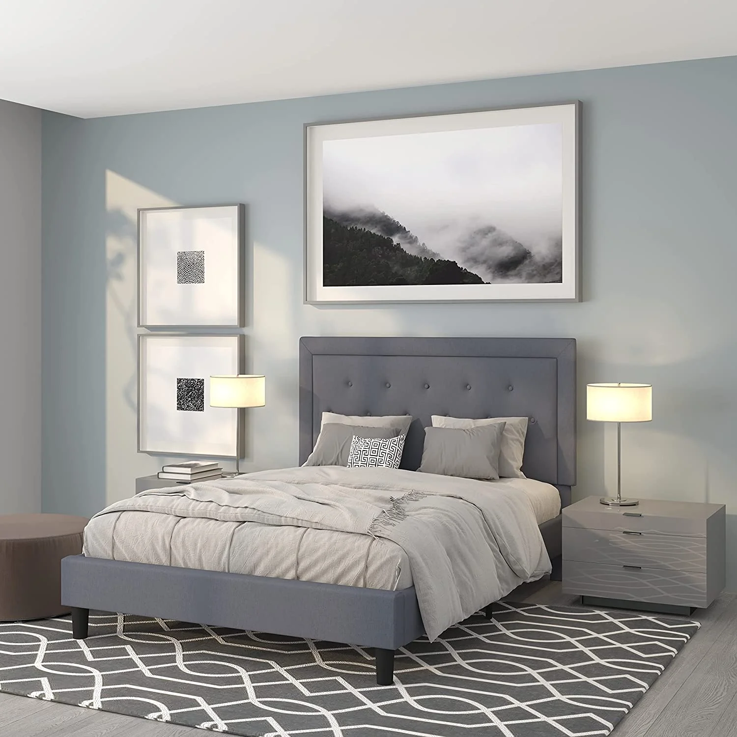 Queen Size Panel Tufted Platform Bed In Light Gray Fabric