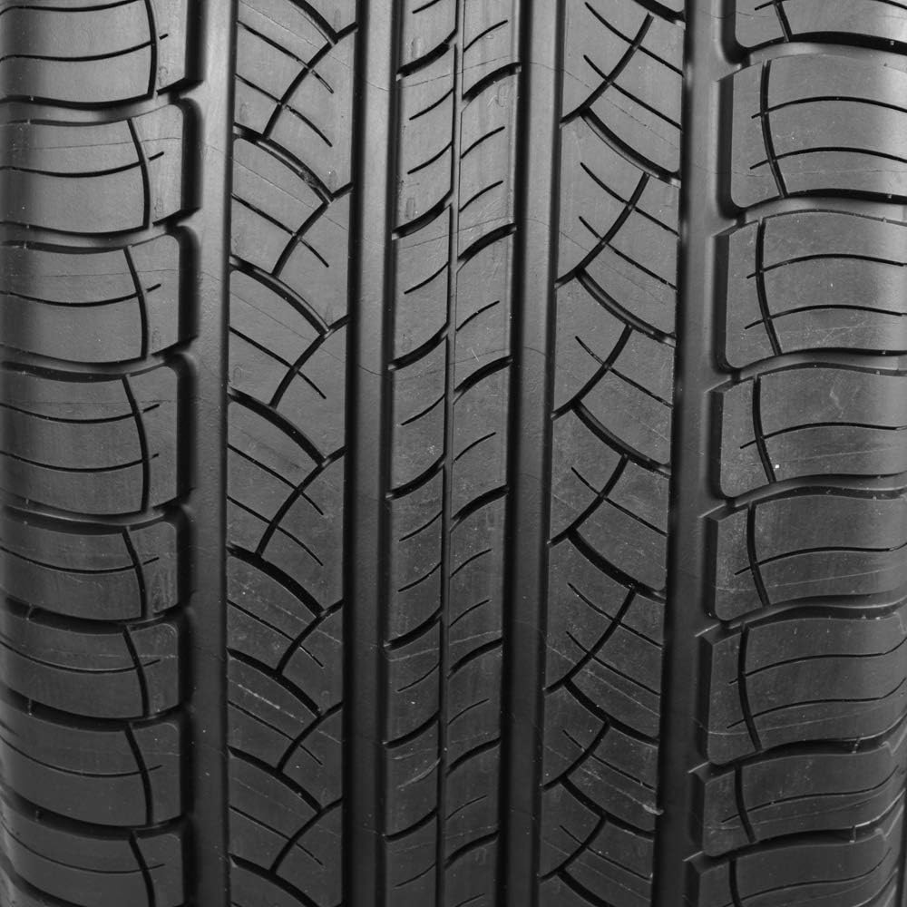 Michelin Latitude Tour HP All Season Radial Car Tire for SUVs and Crossovers, 255/55R18 105V