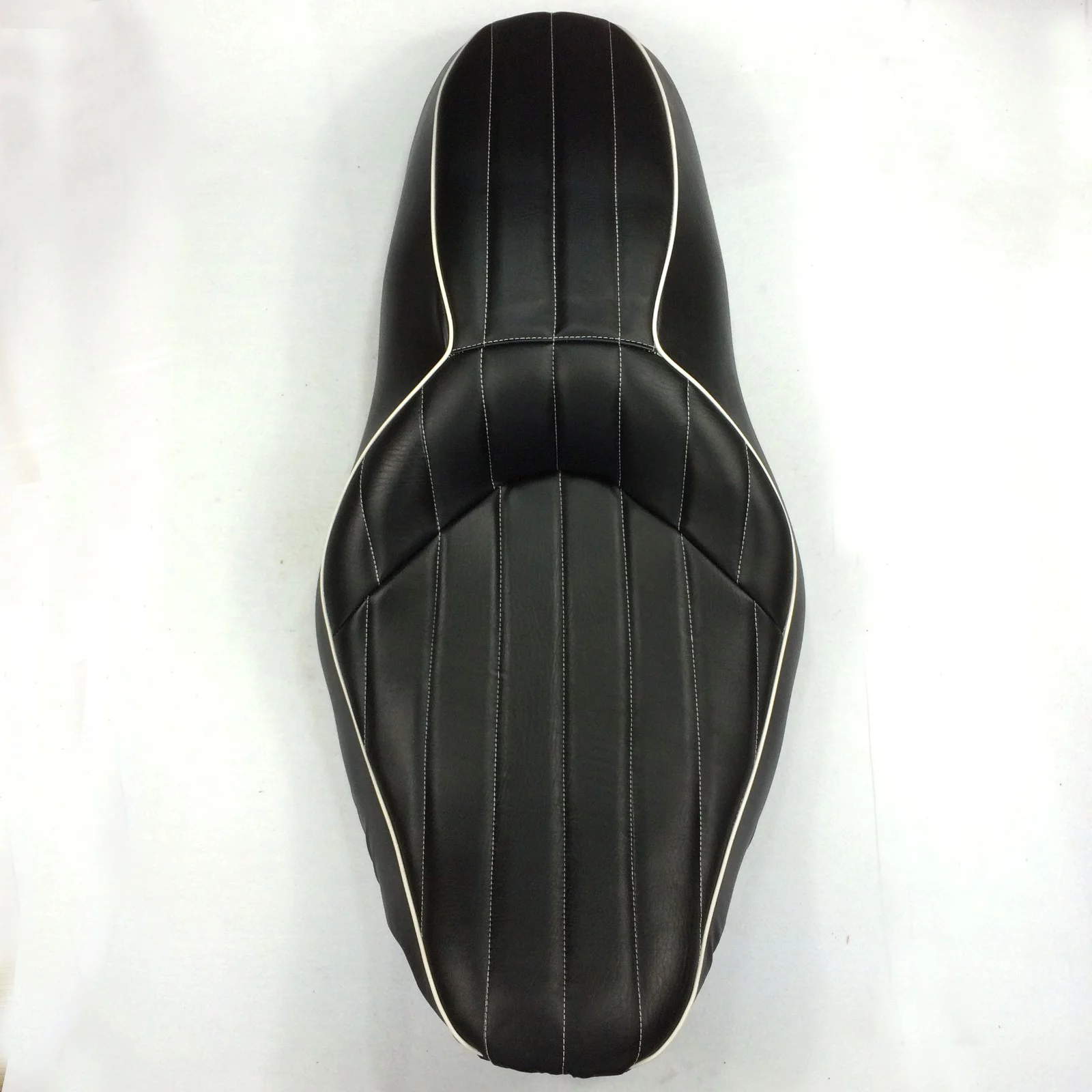 HTT Motorcycle Black Custom Driver Passenger 2-up Vertical Stripes Style Leather Seat For 2007 2008 2009 2010 2011 2012 2013 2014 2015 Harley
