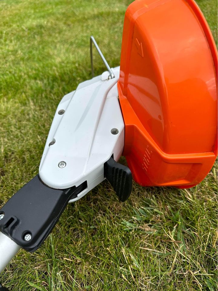 STIHL FSA45 BATTERY STRIMMER