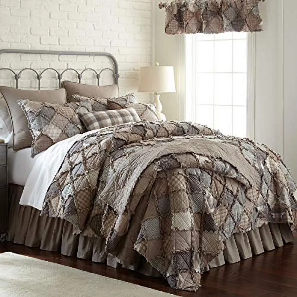 Pillow Sham - Smoky Mountain by Donna Sharp - Contemporary Decorative Pillow Cover with Patchwork Pattern - Standard