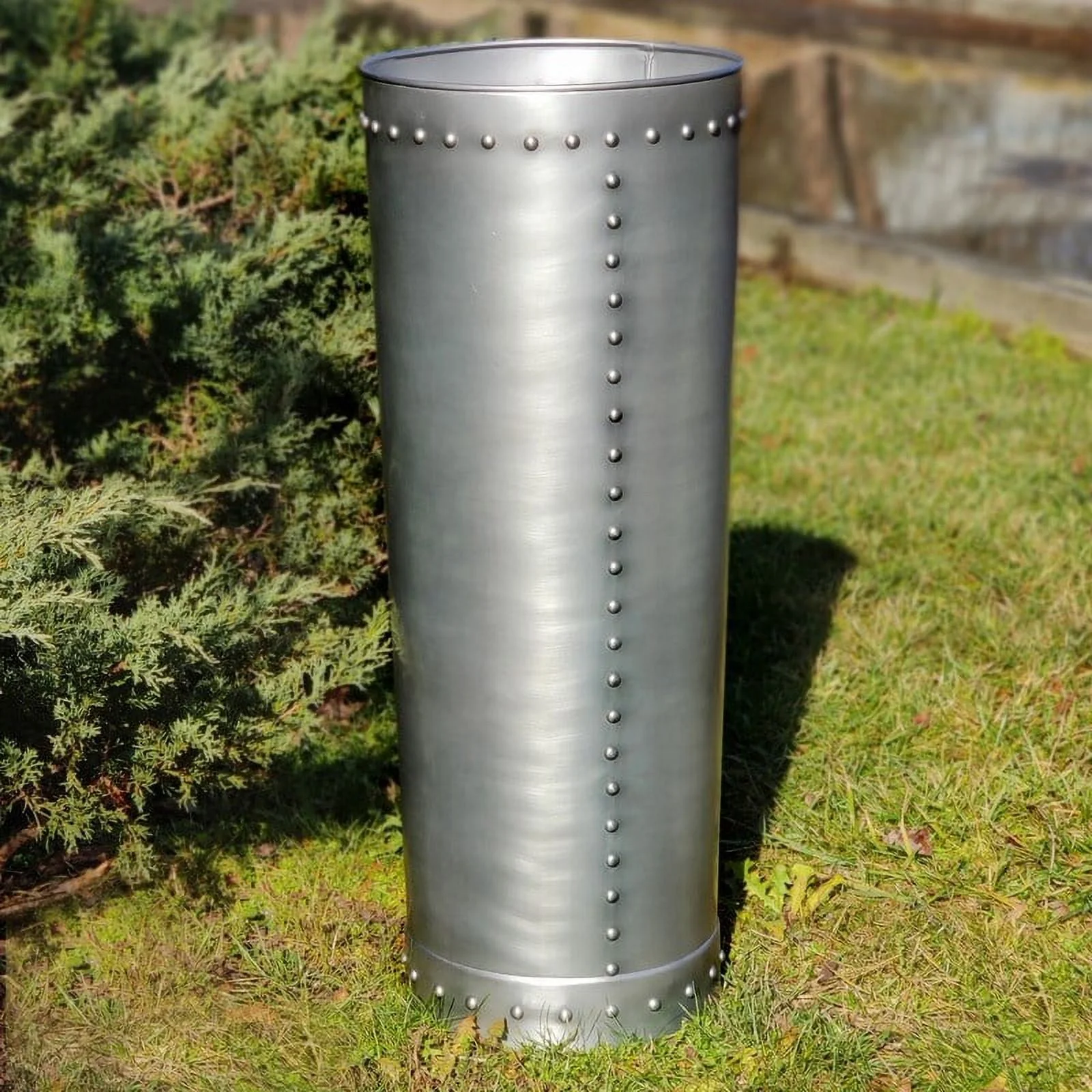 Good Directions Unique Tall Riveted Bronze Indoor/Outdoor Planter Bronze