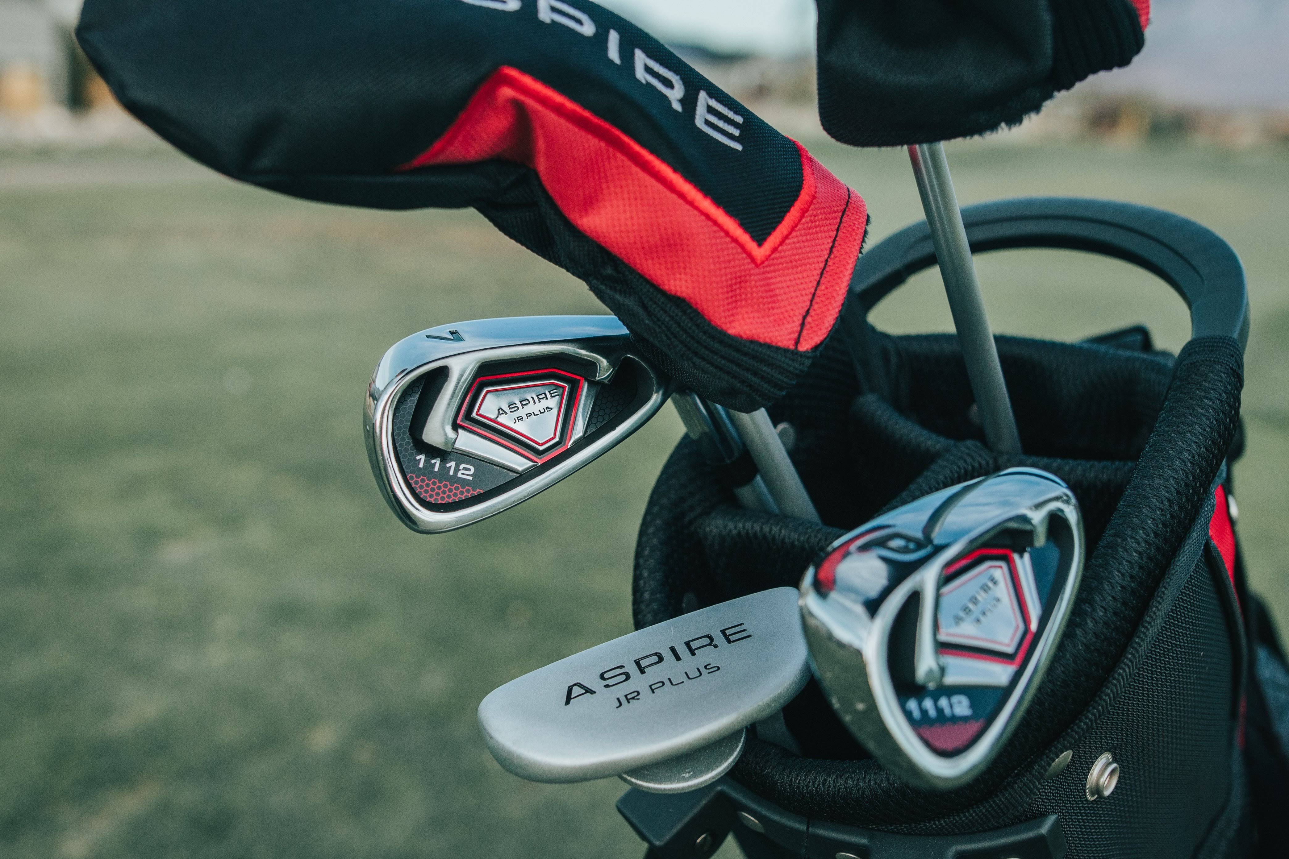 Aspire Junior Plus Premium Golf Club Set for Children, Kids - 5 Age Groups Boys and Girls - Right Hand Pink Ages 5-6