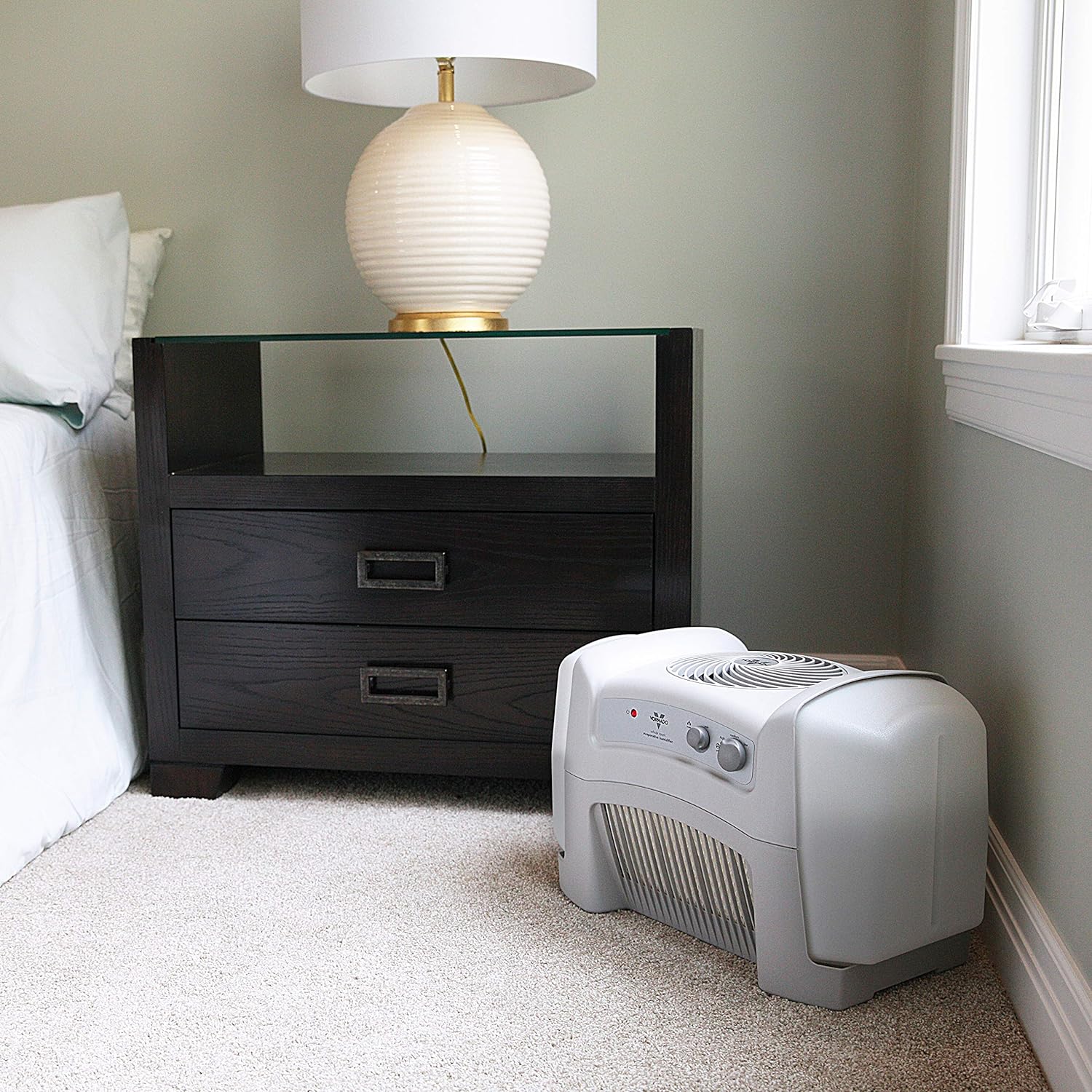 Vornado Evap40 4-Gallon Evaporative Humidifier with Adjustable Humidistat and 3 Speeds - Smart Home Appliances