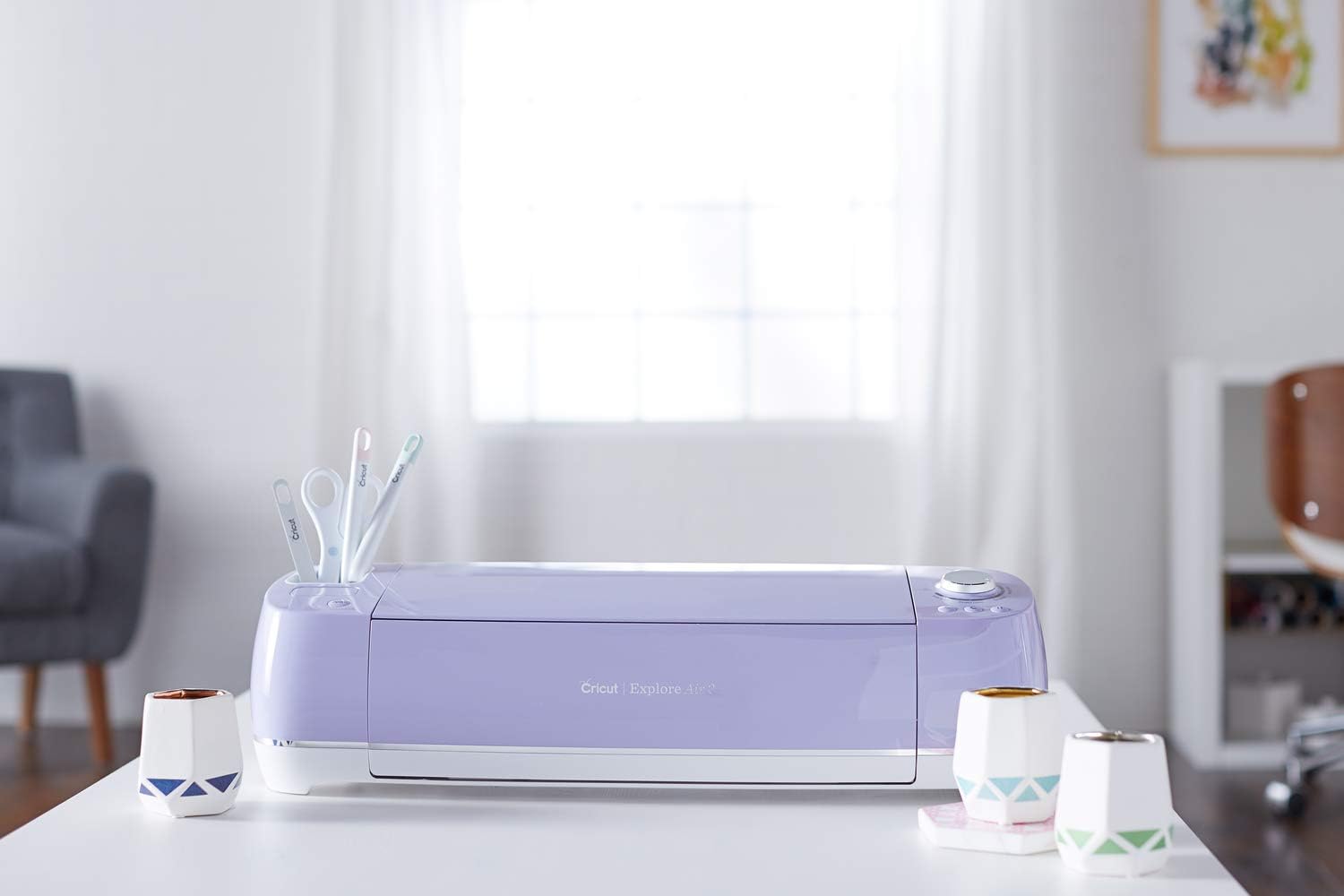 Cricut Explore Air 2 - A DIY Cutting Machine for all Crafts, Create Customized Cards, Home Decor & More, Bluetooth Connectivity, Compatible with iOS
