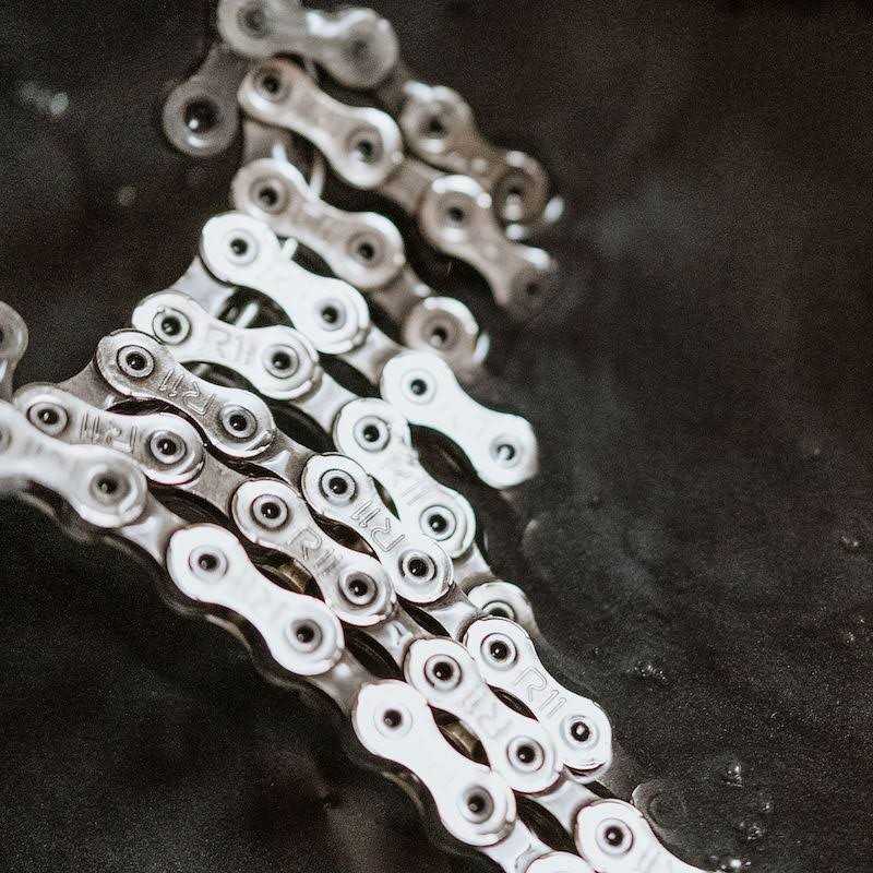 Silca Pre-Waxed Race Chain Shimano Dura-Ace 11S - Sports Supplies Online Store