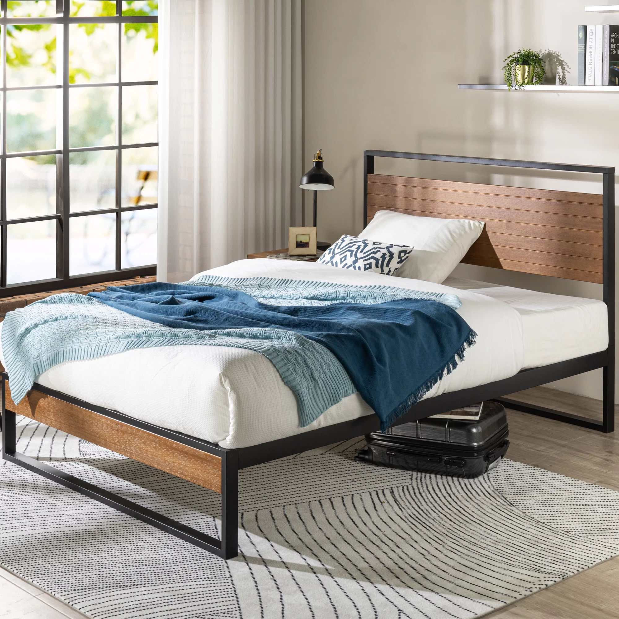 Zinus Suzanne 44" Metal and Wood Platform Bed Frame with Headboard, Chestnut Brown, Queen