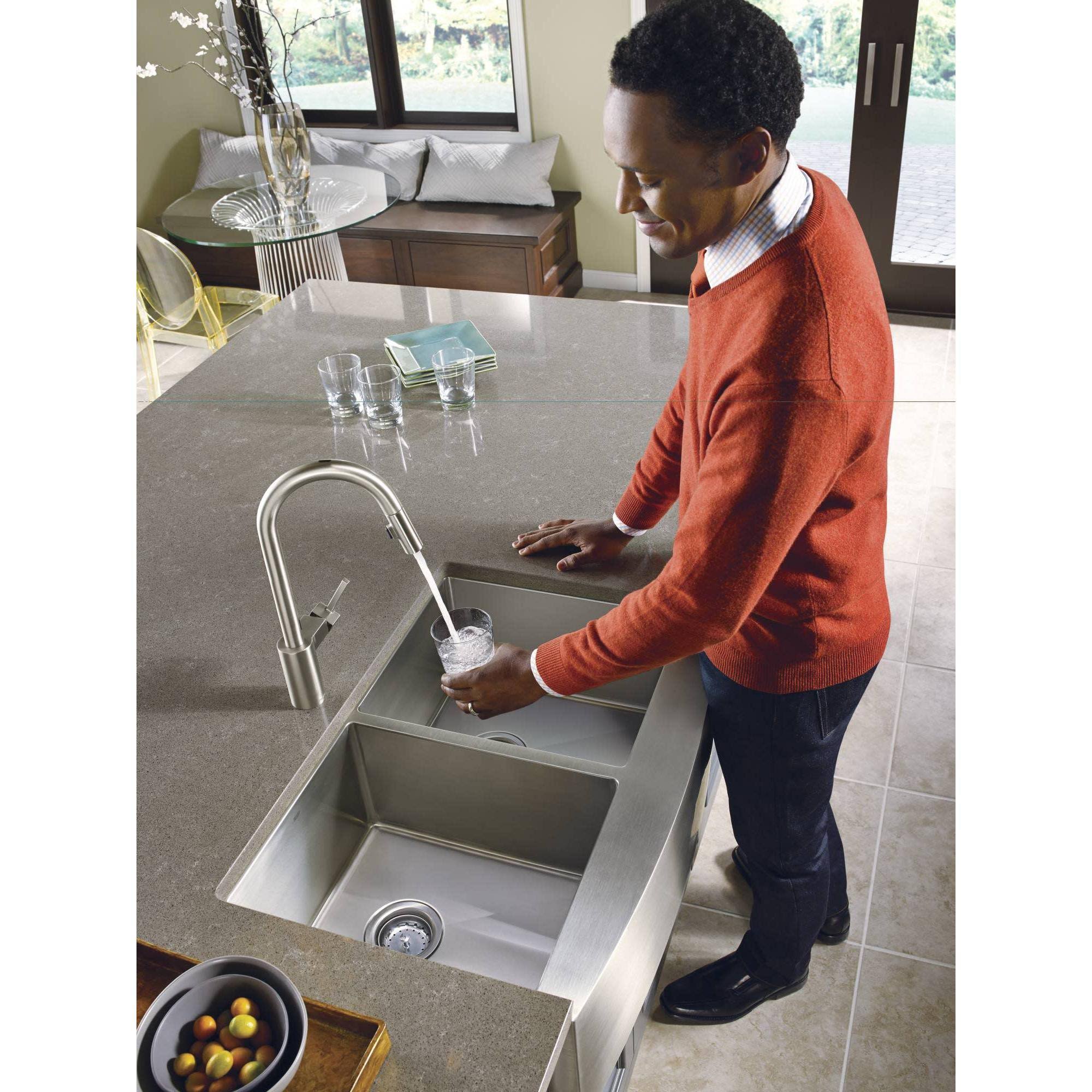 Moen Align Spot Resist Stainless One-Handle High Arc Pulldown Kitchen Faucet 7565ESRS