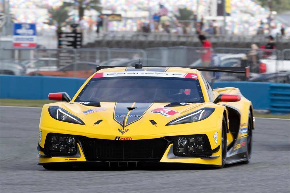 2020 Corvette C8.R Race Car Dealer Exclusive in 1:18 Scale by GT Spirit by GT Spirit