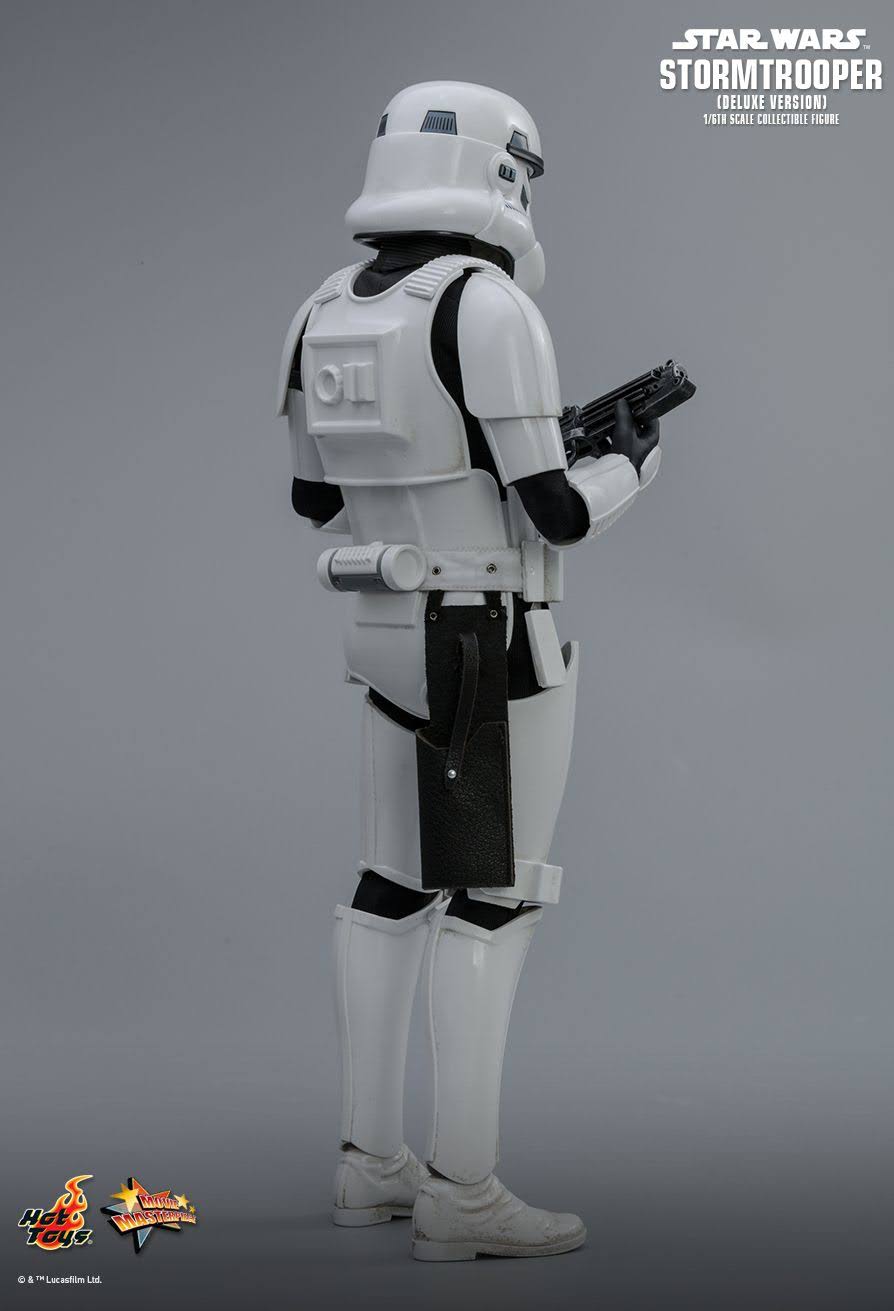 Stormtrooper Deluxe 1:6 Scale Figure | Hot Toys