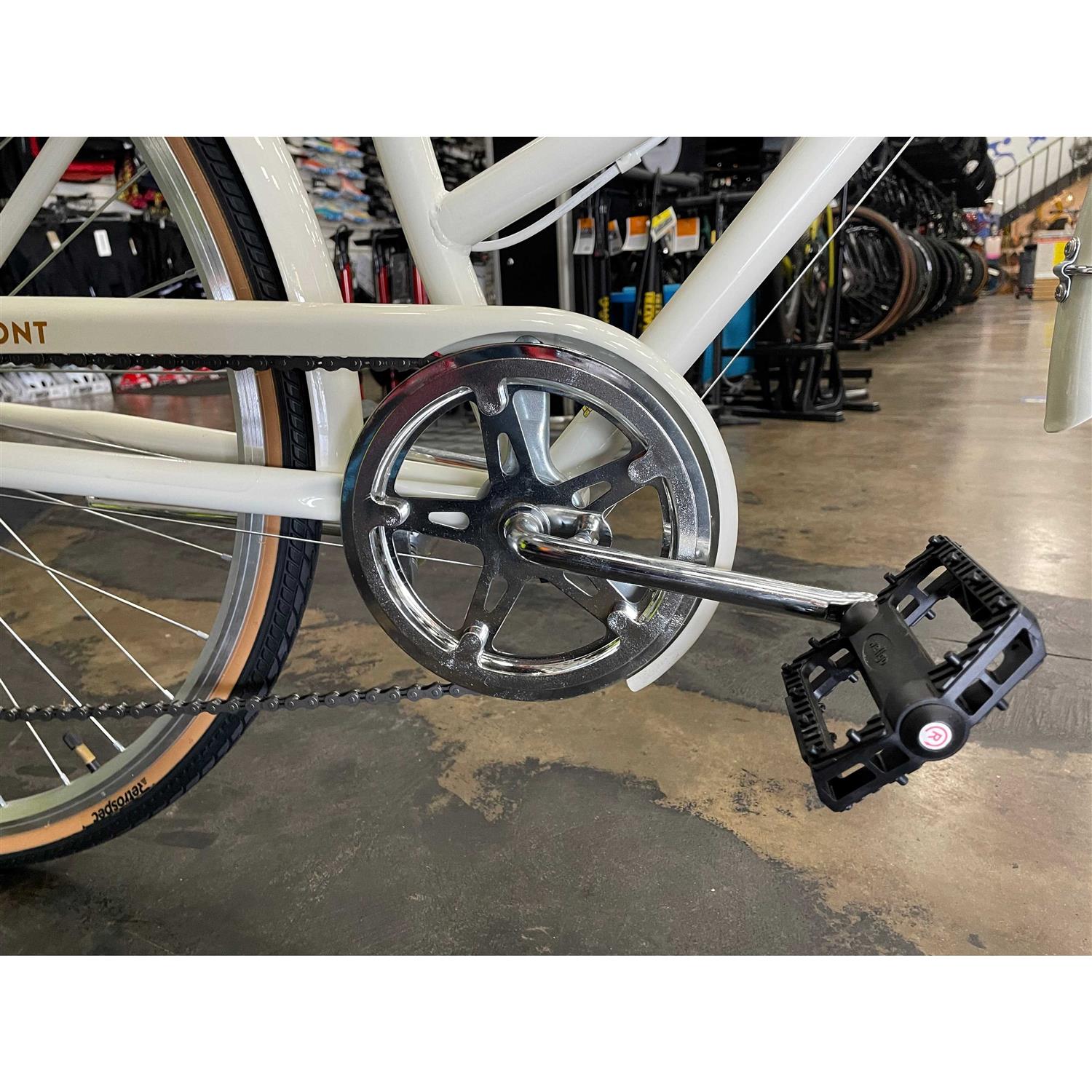 Retrospec Beaumont Step Through 7 Speed City Bike - Sports Supplies Online Store