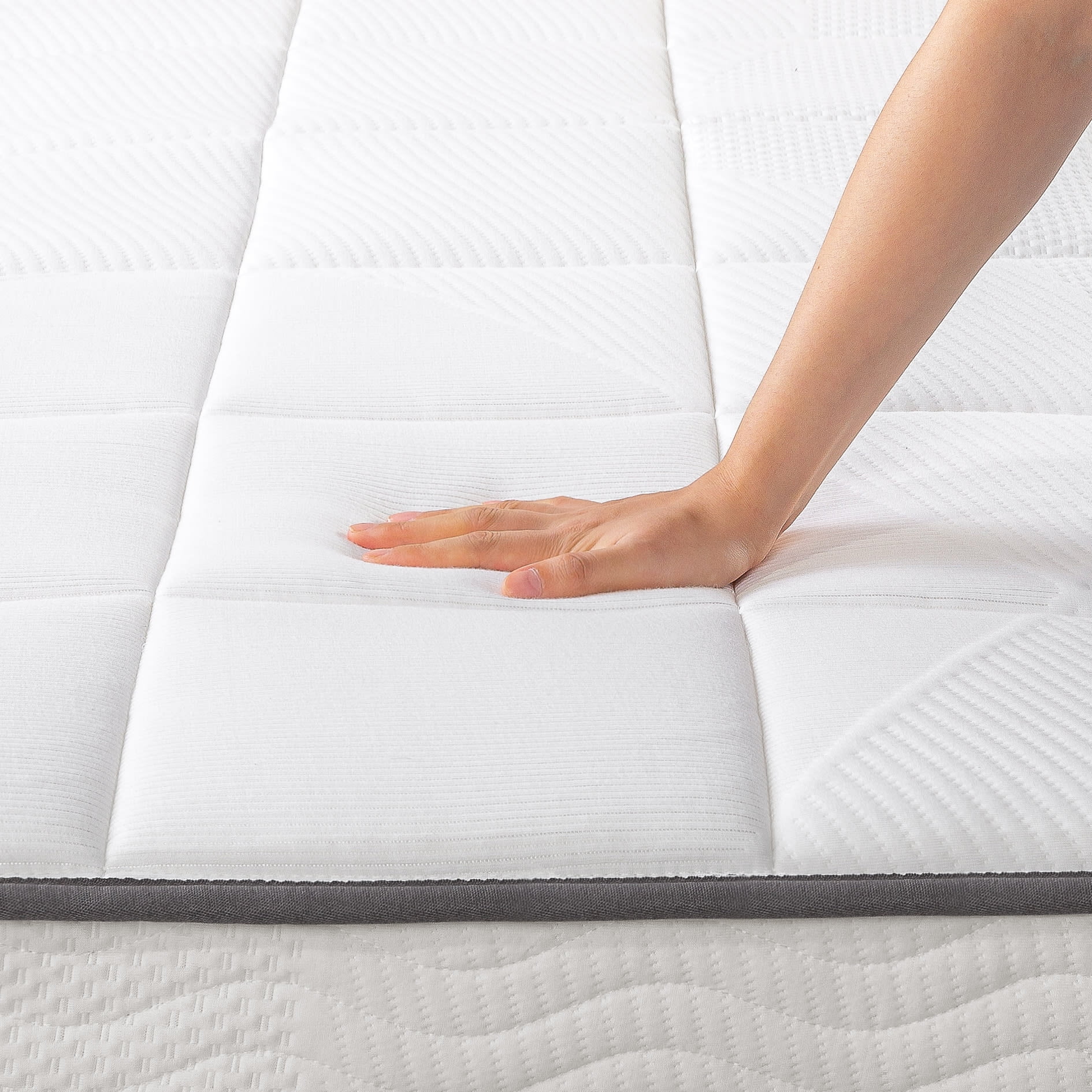 Mellow 8" Classic Bonnell Spring Mattress with Comfort Foam Top, Full