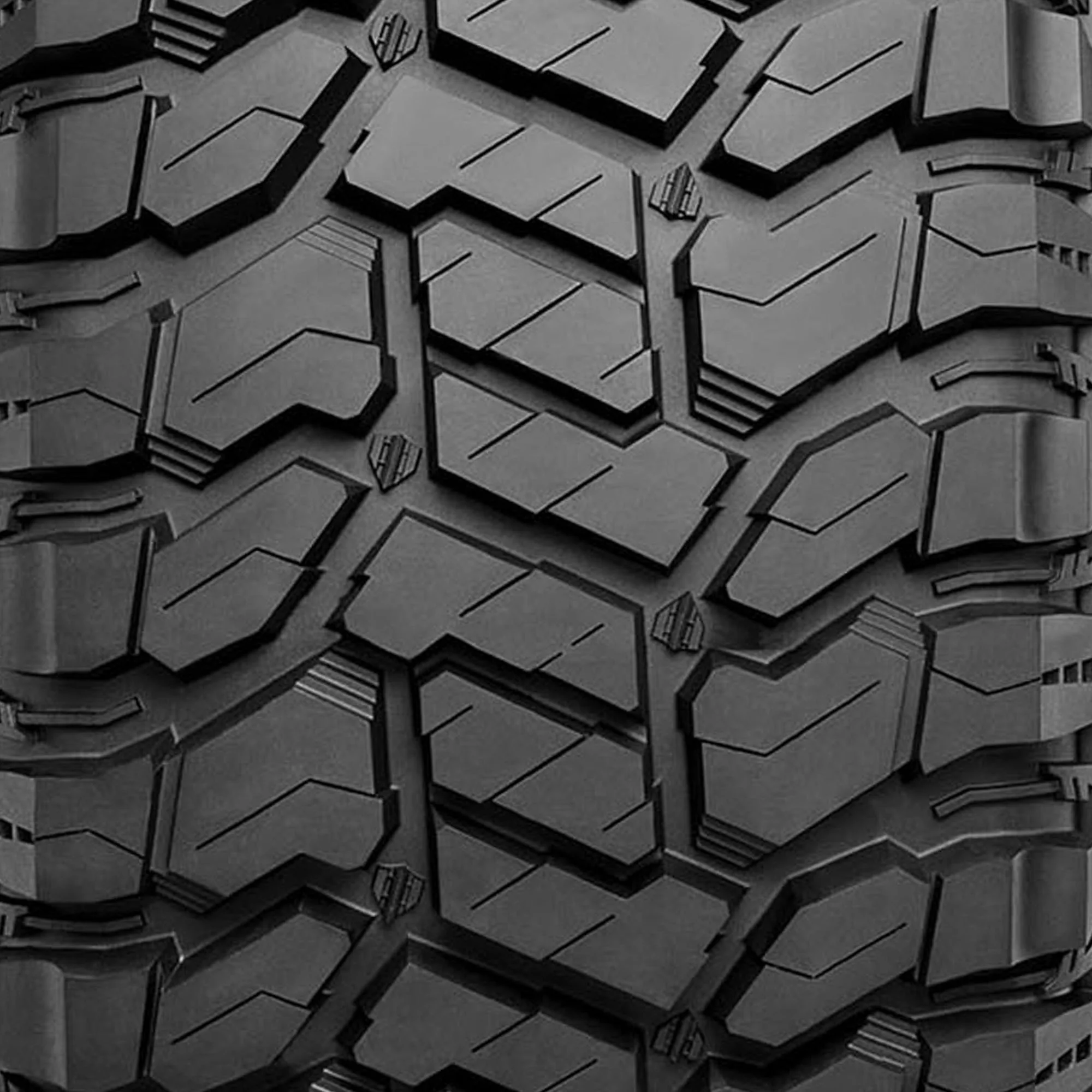 Radar Renegade R/T Rugged Terrain 275/55R20 117T XL Light Truck Tire