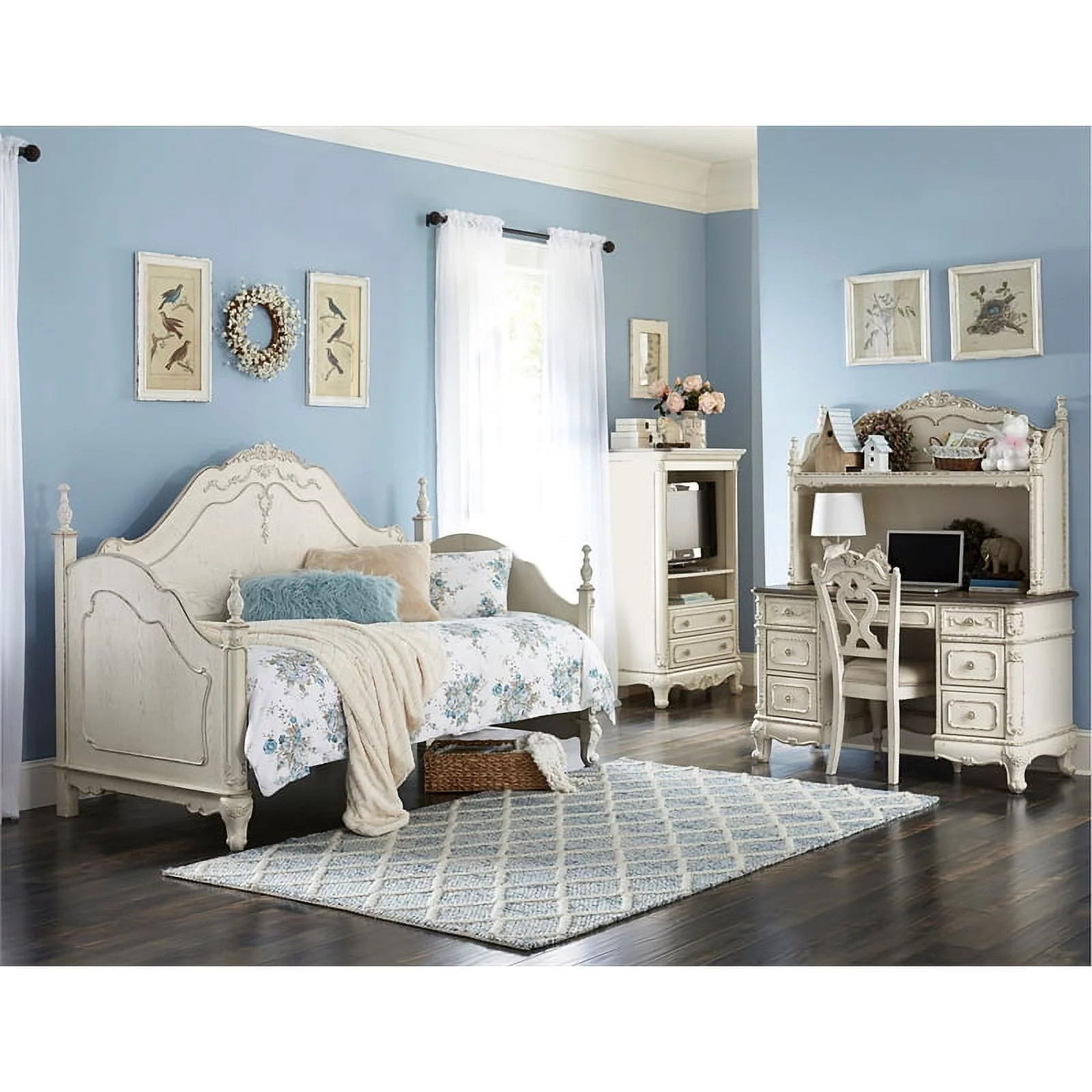 Lexicon Traditional Wood and MDF Board Writing Desk Chair in Antique White/Gray