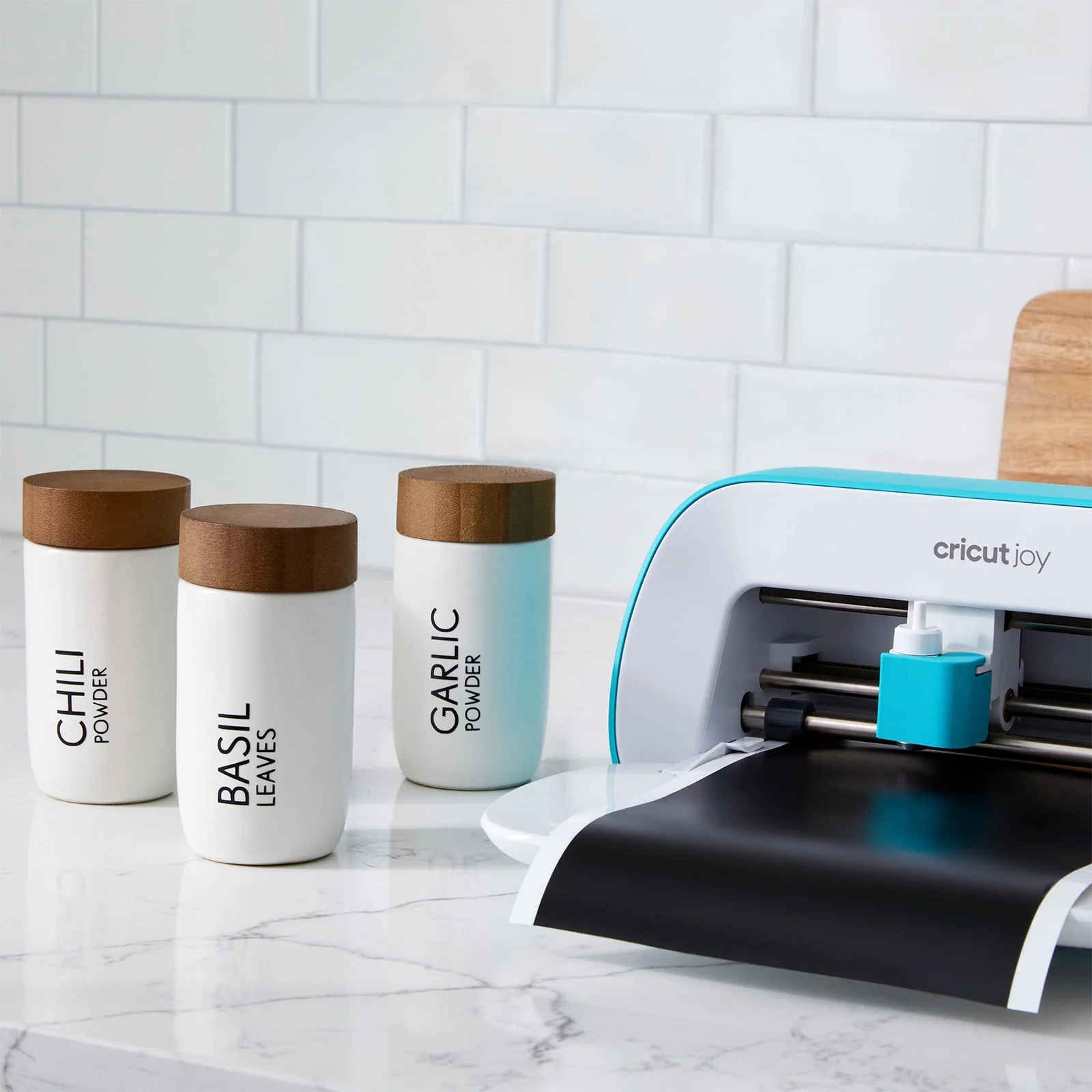 Cricut Joy Smart Machine with DIY Vinyl Decal Sampler & Essential Tools Starter Bundle
