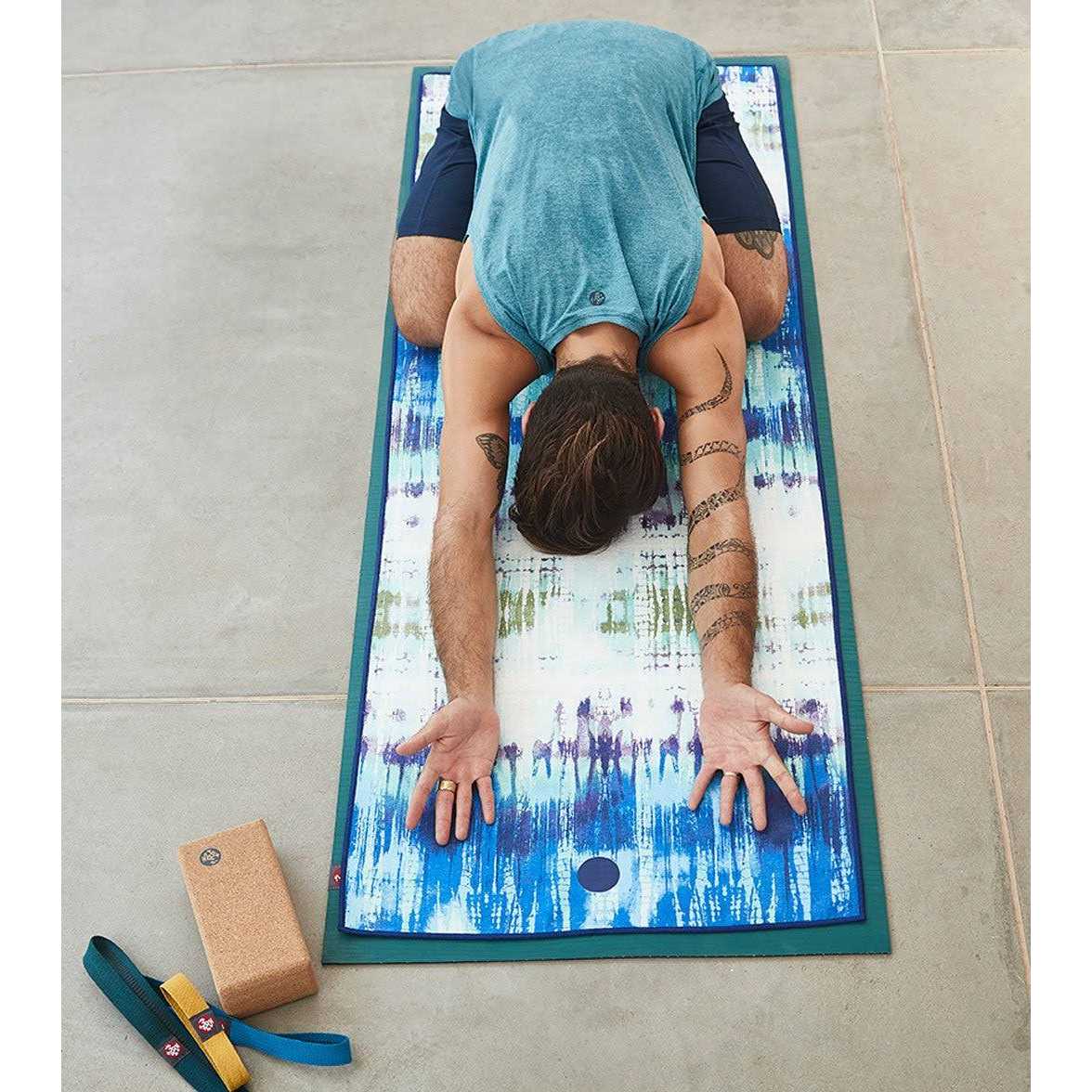 Manduka Repreve Yogitoes Yoga Mat Towel - Sports Supplies Online Store