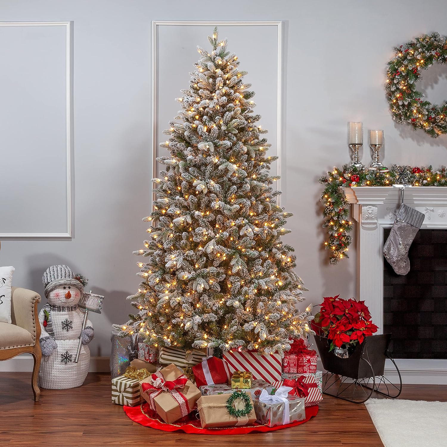 7.5-Foot Flocked Natural Cut Swiss Mountain Fir with 800 Clear Lights