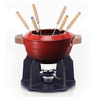 Le Creuset Cast Iron Fondue Set with Wooden Handle Cerise