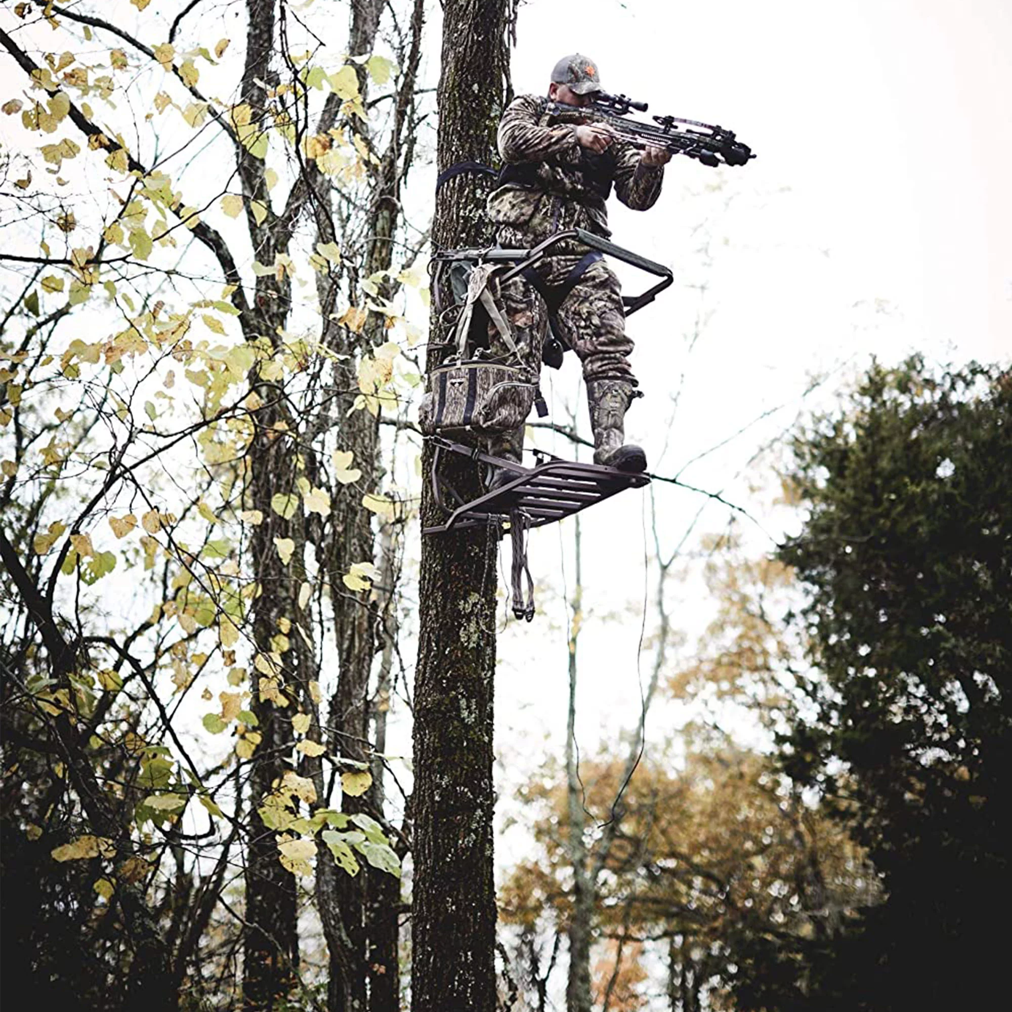 Barnett Hyper Whitetail 410 Ready to Hunt Crossbow Kit with 2 Arrows - Radiant Selections