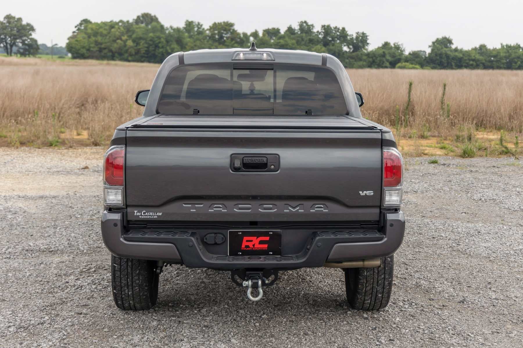 Rough Country Low Profile Bed Cover for 2016-2023 Toyota Tacoma | 5' - 47420500A