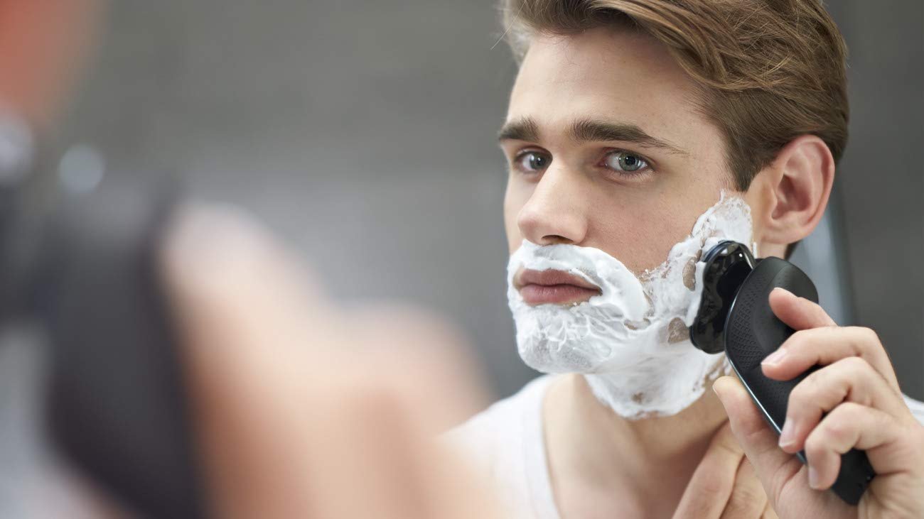 Norelco Series 6000 CORDLESS Mens Shaver with MultiFlex Heads and All NEW Skin Guard Mode and Click-on Precision Beard Styler Trimmer and Charging