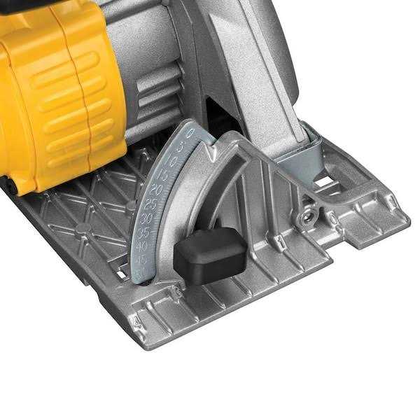 DEWALT 20-Volt Max Lithium-Ion Cordless 6.5 in. Sidewinder Style Circular Saw with 20-Volt 3Ah Max Premium Battery Packs