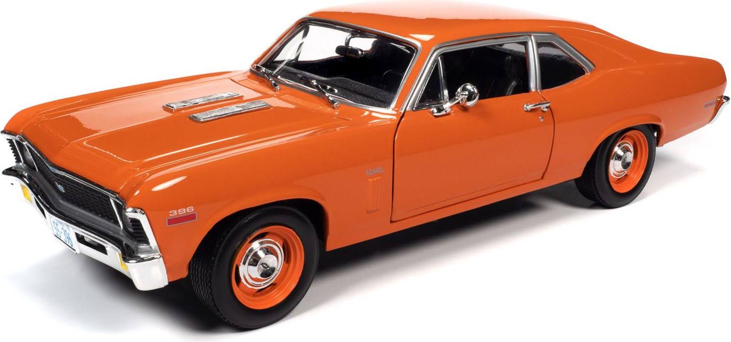 Autoworld Amm1226 1970 Chevrolet Nova SS 396 Hugger 1 by 18 Scale Diecast Model Car Orange