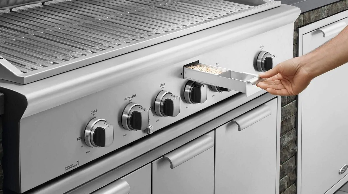 Fire Magic Echelon Diamond E790i 36-inch Built-In Gas Grill With Rotisserie, Digital Thermometer & Magic View Window - Propane - E790i-8E1P-W