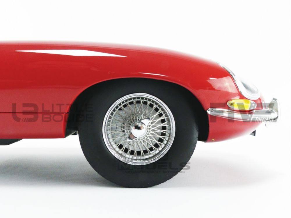 1962 Jaguar e-type Cabriolet Red 1/12 Diecast Model Car by Norev