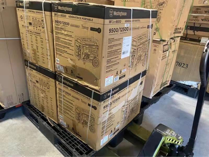 Westinghouse Outdoor Power Equipment WGen7500DF Dual Fuel Portable Generator.