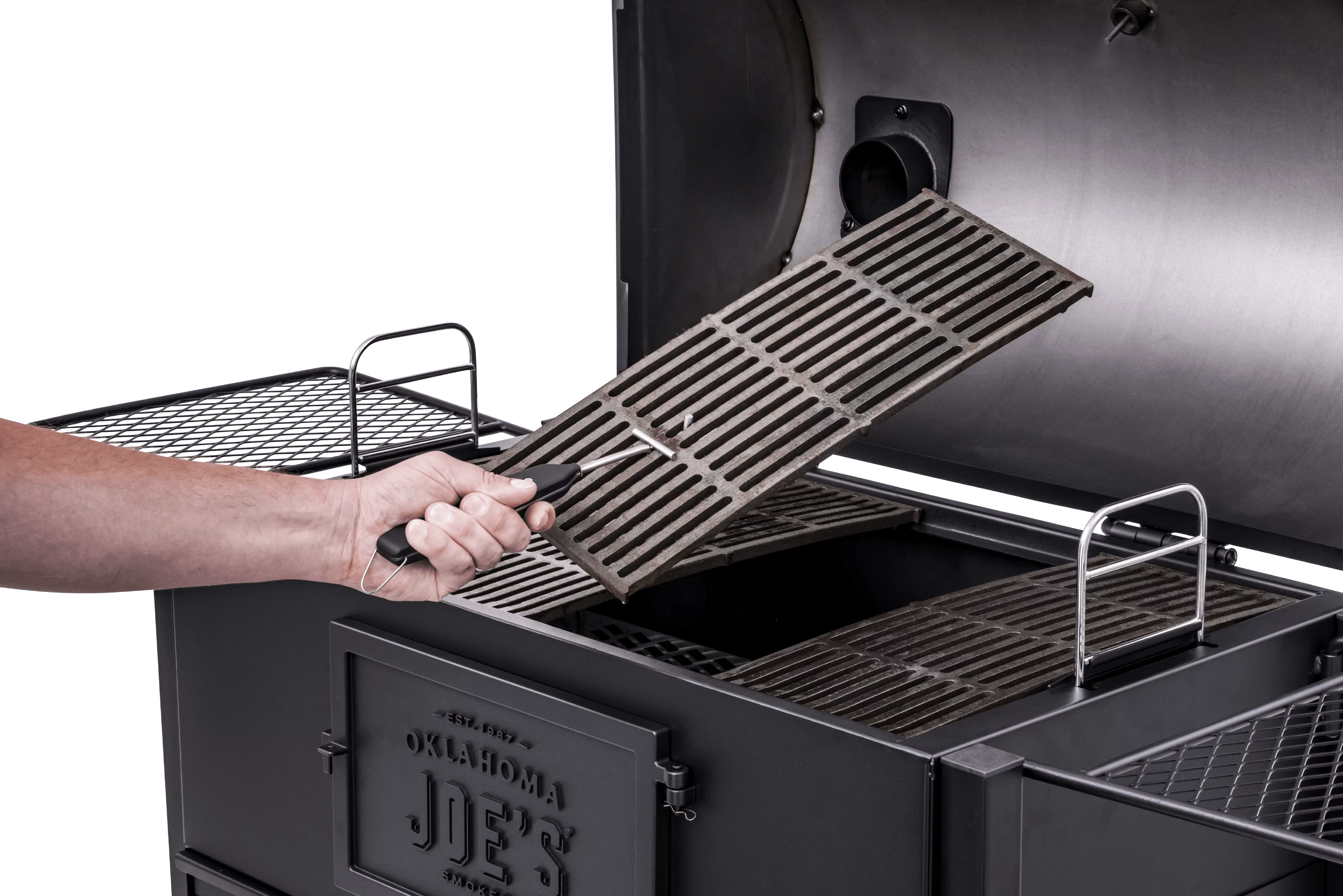 Oklahoma Joe's Judge Charcoal Grill